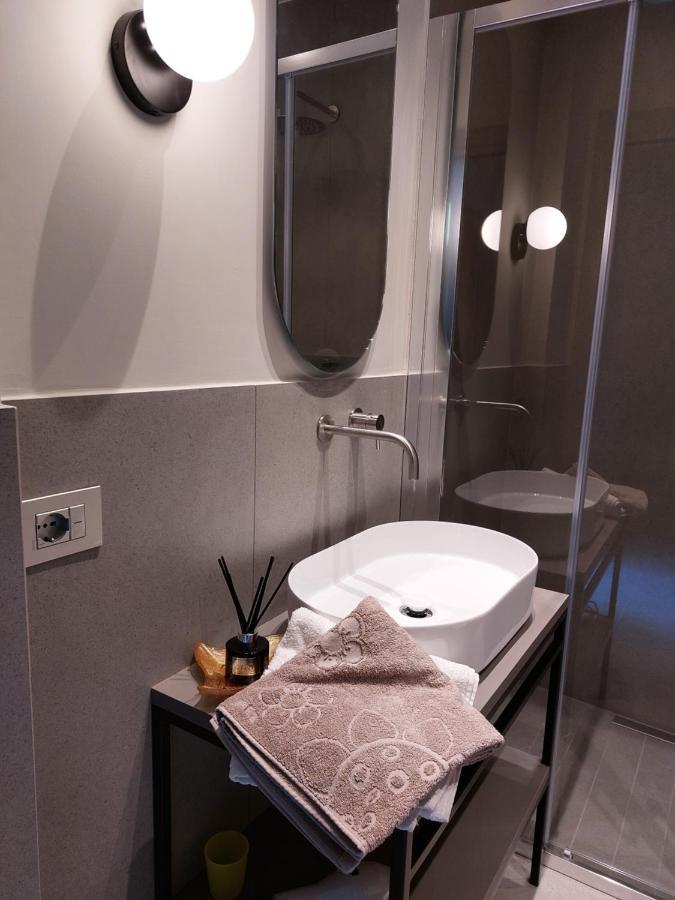 The 6 Apartments 里米尼 外观 照片